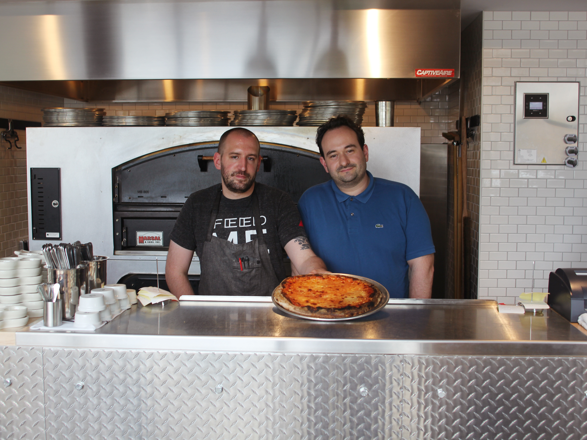 THEY TURNED FAMILY MEAL INTO A PIZZERIA OF THEIR OWN