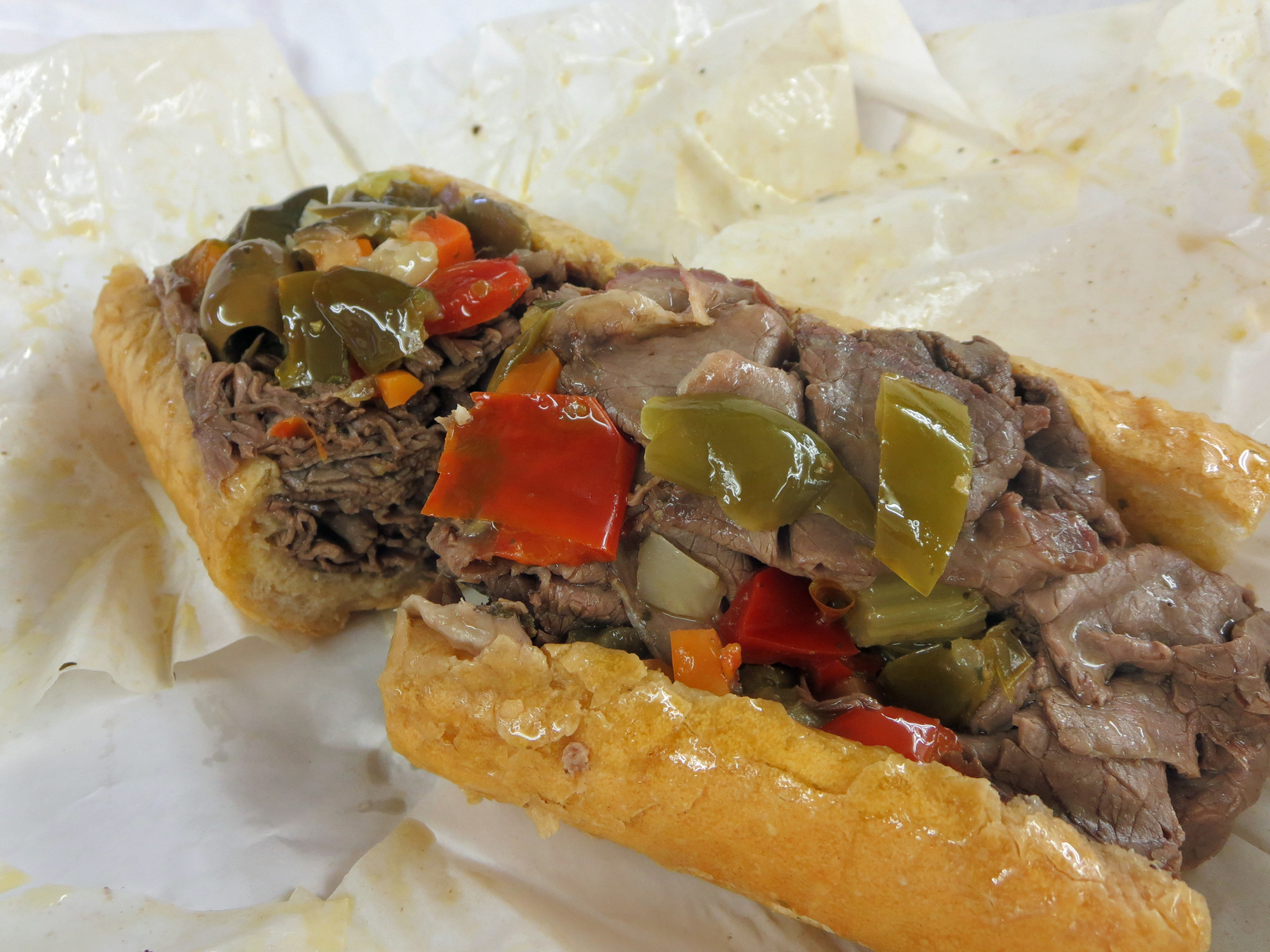 IS CHICAGO’S CLASSIC ITALIAN BEEF AN ENDANGERED SPECIES?